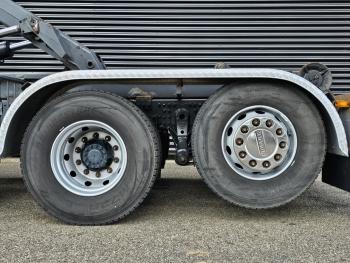 PREMIUM 450.26 / 6x2 / HOOKLIFT
